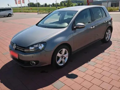 Gebraucht VW Golf VI Team 122 PS (89 kW) 2010 Grau Kleinwagen