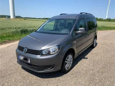 Gebraucht VW Caddy Maxi 102 PS (75 kW) 2013 Grau Van / Kleinbus