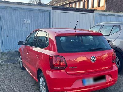 Gebraucht VW Polo Trendline 60 PS (44 kW) 2014 Rot Kleinwagen