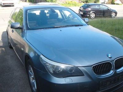 BMW 525