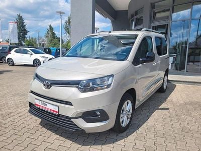 Beige Gebraucht 2022 Toyota Proace City City Van / Kleinbus | 27.499 € (Etwas zu teuer)