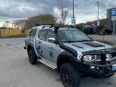 Gebraucht Mitsubishi L200 Intense 136 PS (100 kW) 2008 Grau Pickup