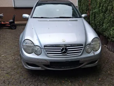 Gebraucht Mercedes CL180 147 PS (108 kW) 2006 Silber Coupé