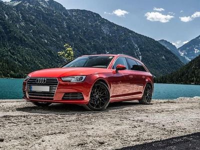 Gebraucht Audi A4 Sport 173 PS (127 kW) 2016 Rot Kombi