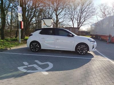 Gebraucht Opel Corsa-e Ultimate 100 kW (136 PS) 2023 Weiß Kleinwagen