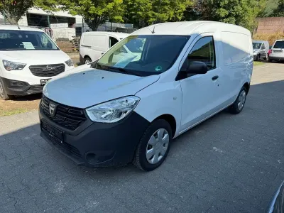 Gebraucht Dacia Dokker Acces 102 PS (75 kW) 2019 Weiß Van / Kleinbus