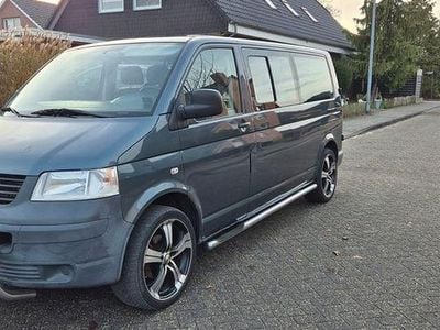 Grau Gebraucht 2009 VW T5 Trendline Van | 12.900 € (Teuer)
