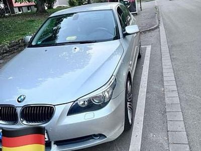 Gebraucht BMW 523 177 PS (130 kW) 2006 Silber Limousine