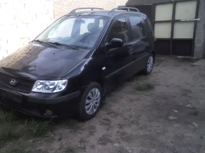 Gebraucht Hyundai Matrix 101 PS (74 kW) 2008 Schwarz Van / Kleinbus