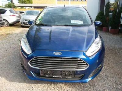 Gebraucht Ford Fiesta 125 PS (91 kW) 2015 Blau Kleinwagen