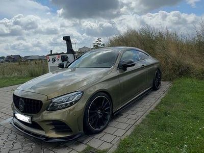 Grau Gebraucht 2022 Mercedes C200 Coupé | 36.500 € (Etwas zu teuer)