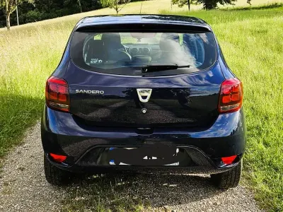 Gebraucht Dacia Sandero Essentiel 73 PS (53 kW) 2017 Blau Limousine