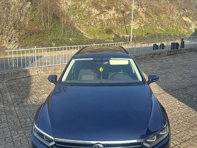 Gebraucht VW Passat Comfortline 120 PS (88 kW) 2018 Kombi