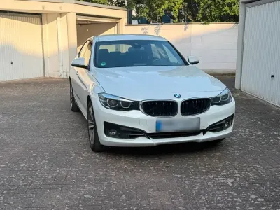 Gebraucht BMW 320 Gran Turismo Sport Line 183 PS (134 kW) 2018 Weiß Coupé