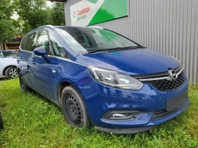 Gebraucht Opel Zafira 140 PS (102 kW) 2018 Blau Van / Kleinbus