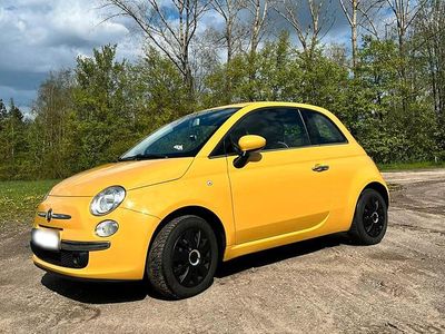Second-hand Fiat 500 69 CP (50 kW) 2015 Galben Hatchback