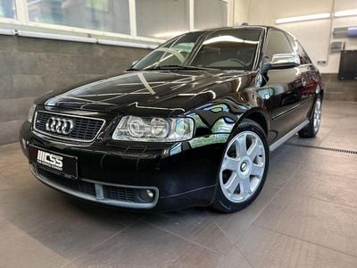 Gebraucht Audi S3 Sport 209 PS (153 kW) 2001 Brillantschwarz Kleinwagen