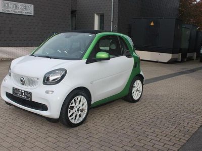 Gebraucht Smart ForTwo Electric Drive Passion 60 kW (82 PS) 2018 Grün