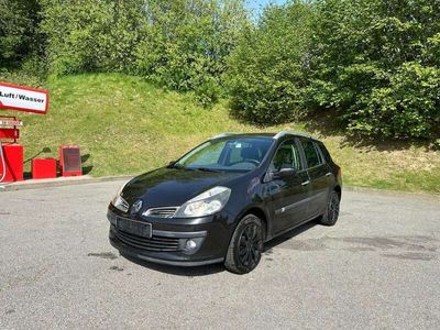 gebraucht Renault Clio GrandTour 1.2 16V Authentique