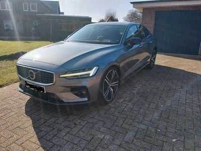 Gebraucht Volvo S60 R-Design 250 PS (183 kW) 2019 Grau Limousine