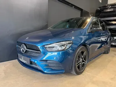 Gebraucht Mercedes B200 AMG line 163 PS (119 kW) 2019 Denimblau Kleinwagen