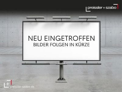 Usata Toyota Yaris Hybrid Comfort 116 CV (85 kW) 2022 Nero Berlina