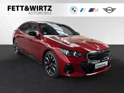 Gebraucht BMW i5 M Sport 442 kW (601 PS) 2025 Fire red metallic Limousine