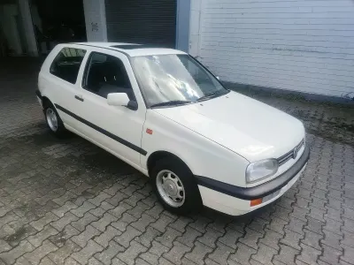 Gebraucht VW Golf III 75 PS (55 kW) 1994 Weiß Kleinwagen