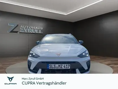 Gebraucht Cupra Leon 150 PS (110 kW) 2025 Weiß Limousine
