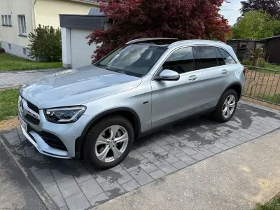 Gebraucht Mercedes GLC300e 194 PS (142 kW) 2020 Grau SUV