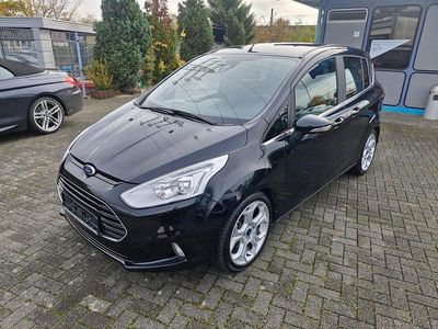 Gebraucht Ford B-MAX Titanium 125 PS (91 kW) 2015 Schwarz Van / Kleinbus