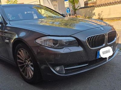 BMW 525