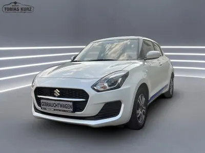 Gebraucht Suzuki Swift 83 PS (61 kW) 2021 Weiß Kleinwagen
