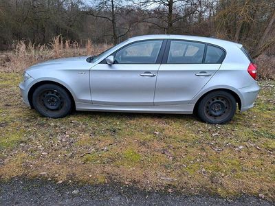 Gebraucht BMW 118 143 PS (105 kW) 2009 Silber Kleinwagen