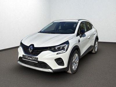 Begagnad Renault Captur Zen 140 HK (102 kW) 2022 Vit SUV