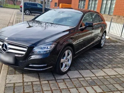 Gebraucht Mercedes CLS350 Shooting Brake 265 PS (194 kW) 2012 Schwarz Kombi