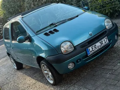 Używany Renault Twingo 58 KM (42 kW) 2004 Zielony Hatchback