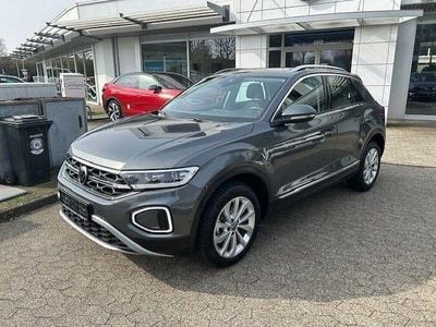 Gebraucht VW T-Roc Style 150 PS (110 kW) 2025 Grau SUV
