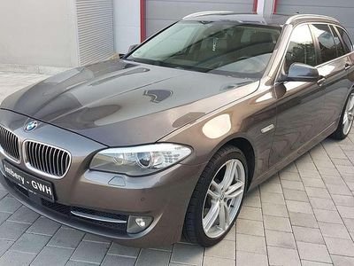 Gebraucht BMW 530 258 PS (189 kW) 2011 Havanna metallic Kombi