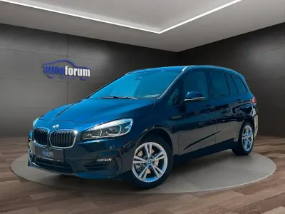 Gebraucht BMW 218 Gran Tourer Sport Line 140 PS (102 kW) 2019 Blau Van / Kleinbus