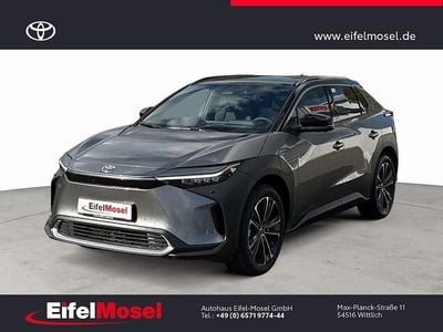 Neu Toyota bZ4X Lounge 150 kW (204 PS) 2025 Grau SUV