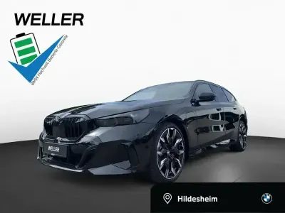 Neu BMW 530 Comfort Edition 190 PS (139 kW) 2026 Black sapphire (schwarz) Limousine