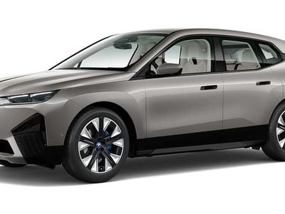 Grau Gebraucht 2025 BMW iX SUV | 71.795 € (Guter Preis)