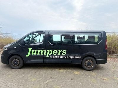 Second-hand Opel Vivaro 125 CP (91 kW) 2018 Negru Monovolum