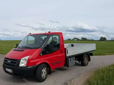 Gebraucht Ford Transit Trend 116 PS (85 kW) 2011 Rot Van