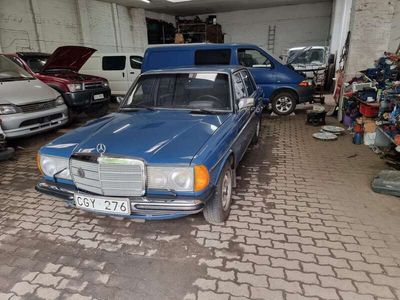 Mercedes 230