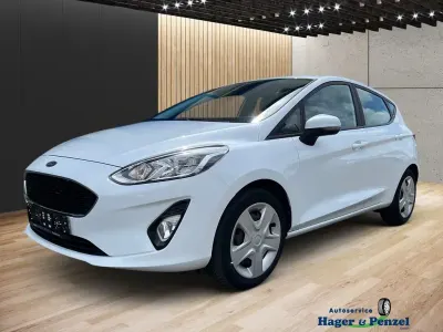 Używany Ford Fiesta Cool & Connect 75 KM (55 kW) 2020 Biały Hatchback