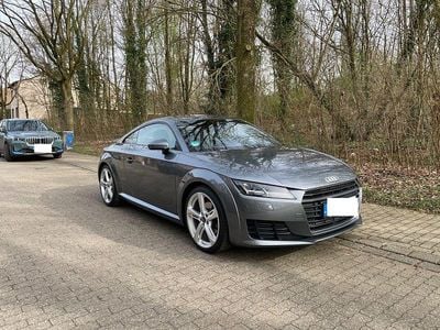 Gebraucht Audi TT Ambiente 230 PS (169 kW) 2015 Grau Coupé