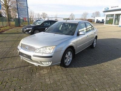 Gebraucht Ford Mondeo Ghia 125 PS (91 kW) 2006 Kristallsilber metallic Limousine