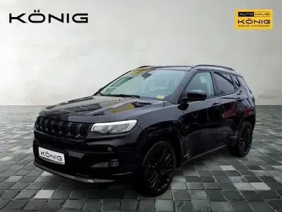 Second-hand Jeep Compass Altitude 131 CP (96 kW) 2023 Negru SUV